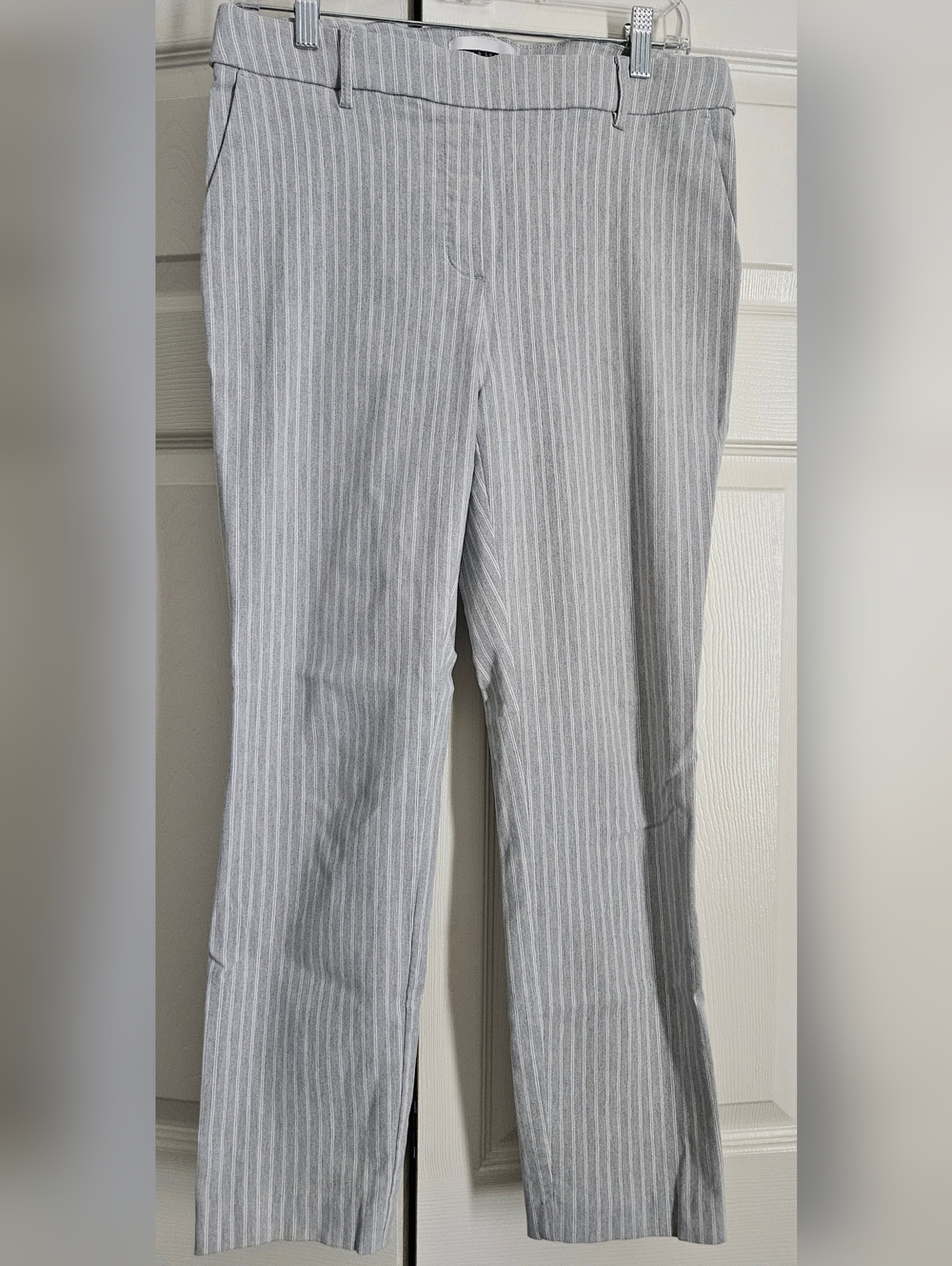 Jules & Leopold Gray Pinstripe Cropped Dress Pants